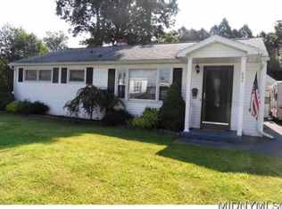 604 Cosby Rd, Utica, NY 13502