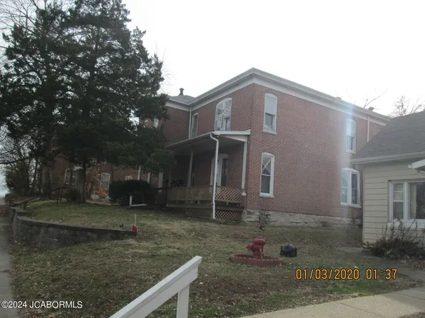 1122 E McCarty St, Jefferson City, MO 65101
