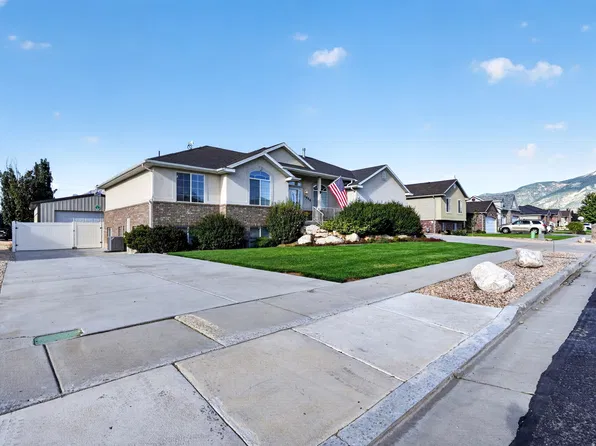 1434 W 1100 N, Farr West, UT 84404