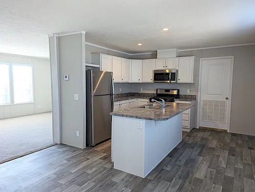 606 Delaware St #606 Photo 1