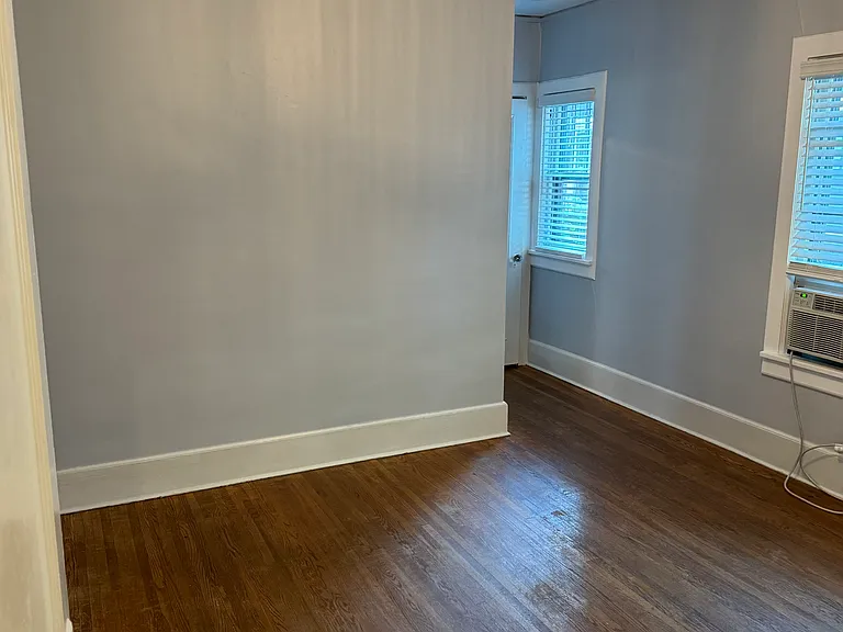 3231 Emerson Ave S — Photo 12