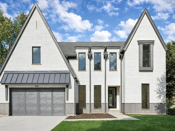 580 S Kearsage Ave, Elmhurst, IL 60126