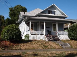 3105 SE Main St, Portland, OR 97214