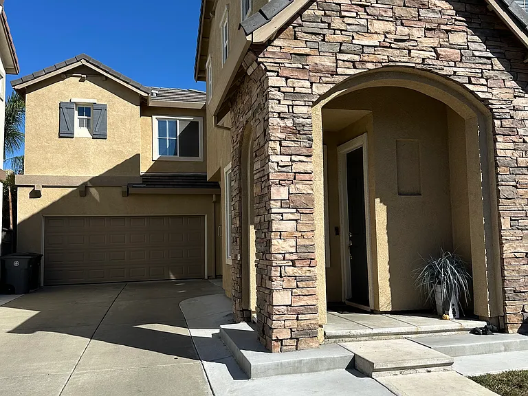 5919 Topsfield Cir — Photo 4