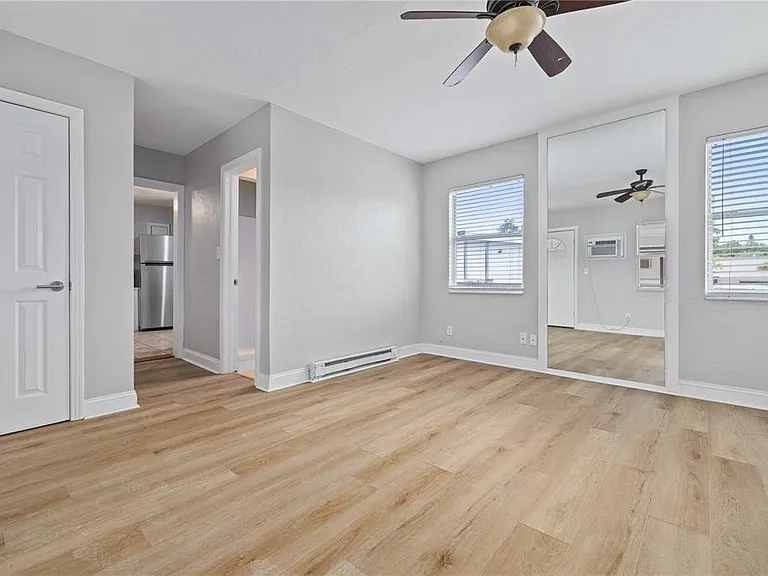 917 30th Ave N #1 — Photo 5