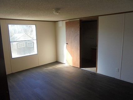 4th image of 3323 Iowa St Lot 169