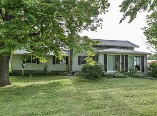 5187 Swadling Rd, Ontario, NY 14519