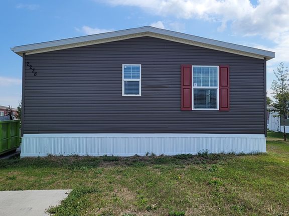 2nd image of 1585 Ray Blvd #754