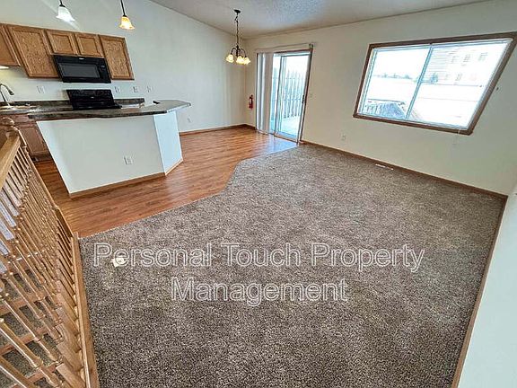 5th image of 1518 34th Ave S