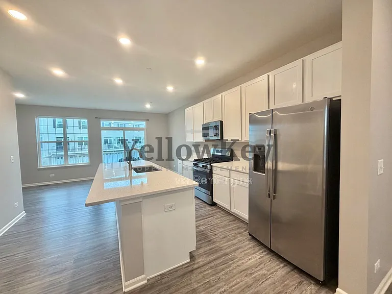 1707 Carlstedt Dr — Photo 4