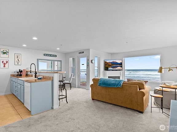 4th image of 1600 W Ocean Avenue #723