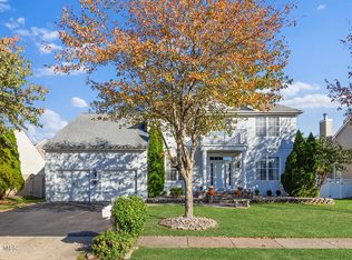3 Brent Dr, Howell, NJ 07731