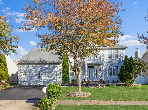 3 Brent Dr, Howell, NJ 07731