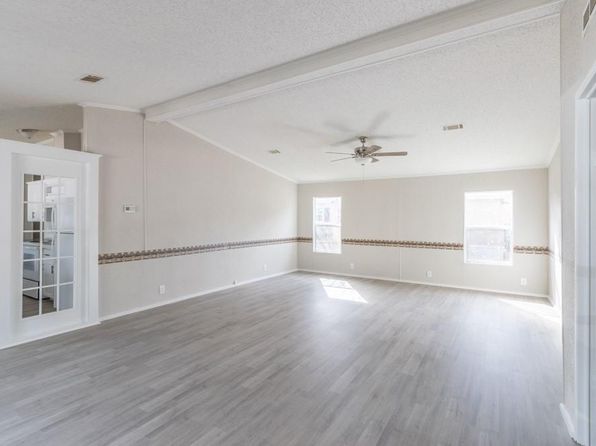 7138 Curlew Dr, Cypress, TX 77433