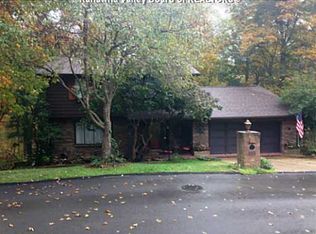 4933 Dempsey Dr, Cross lanes, WV