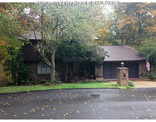 4933 Dempsey Dr photo 1