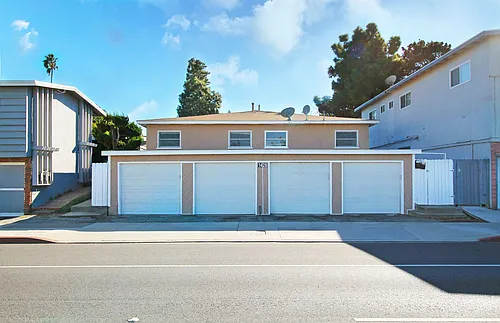 1426 Manhattan Bch Blvd Photo 1