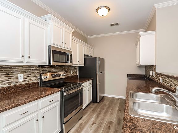 3rd image of 1345 Sunray Dr