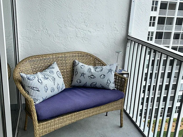 1391 S Ocean Blvd — Photo 15