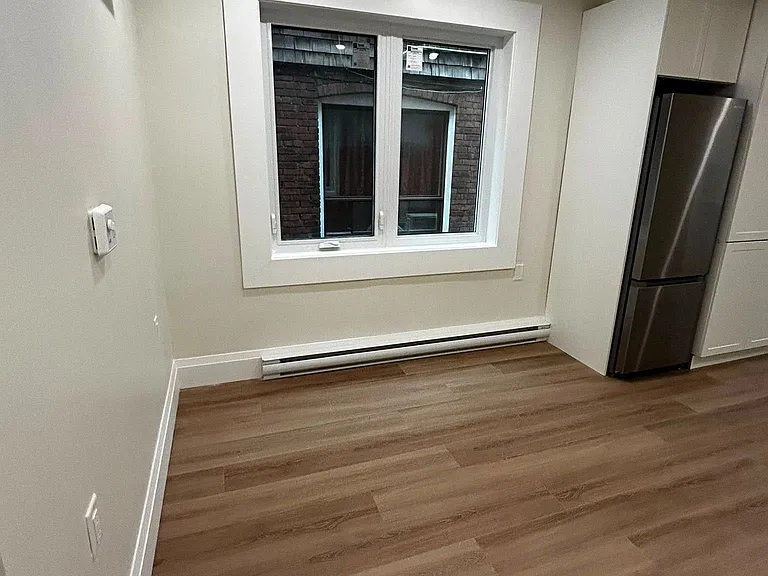 659 Vaughan Rd #2 — Photo 7