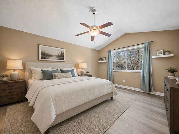 3rd image of 5484 Snell Ct SE