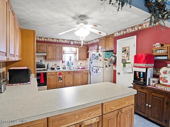 5th image of 2654 Boyd Ave