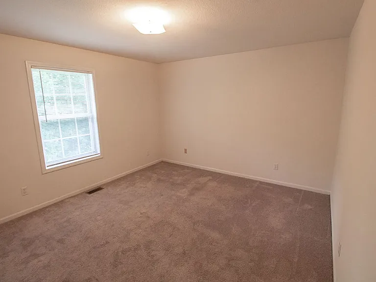 5200-5202 Tessa Way — Photo 15