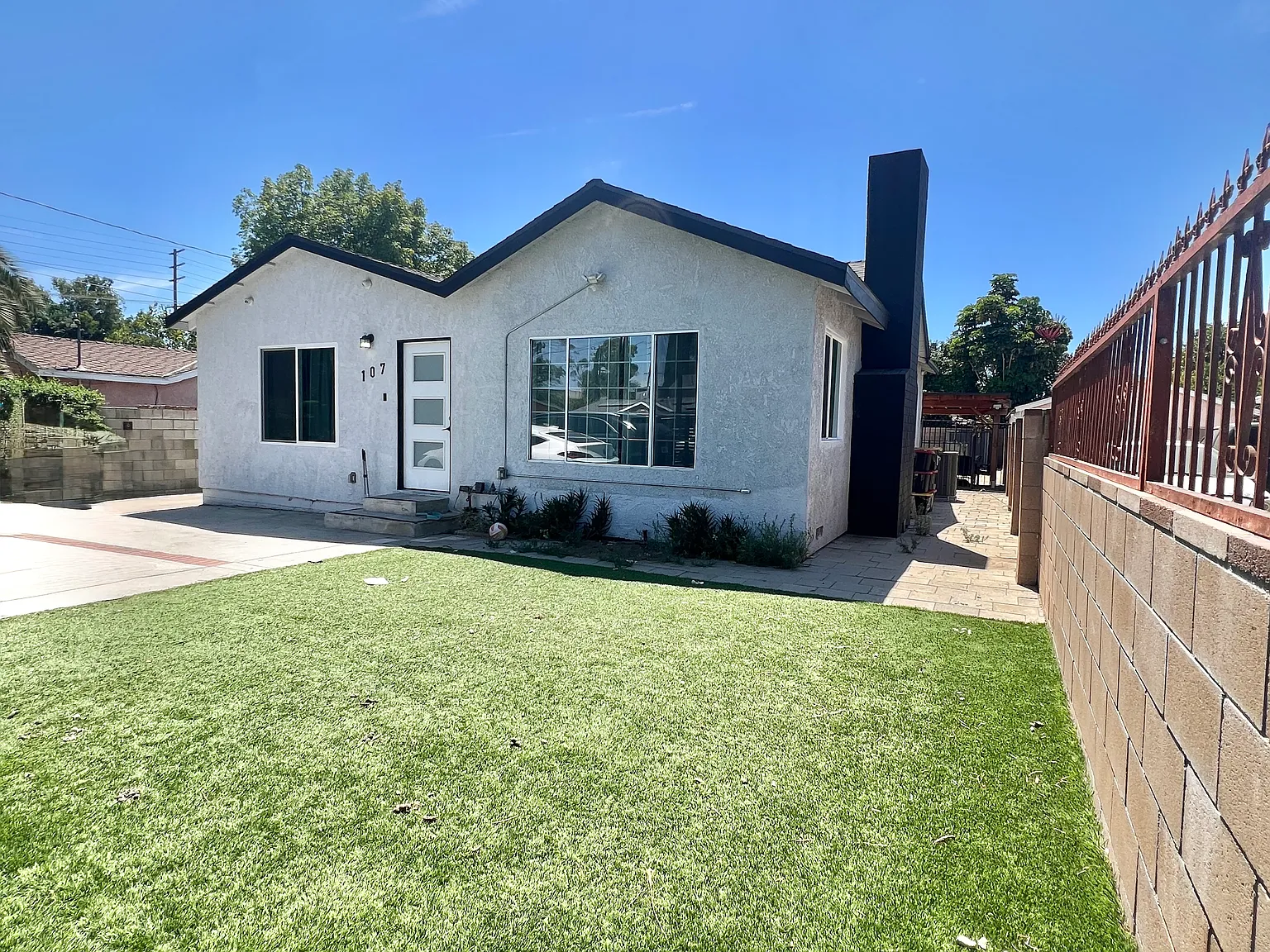 3 bed, 1725 sqft, $4,500 — Photo 1