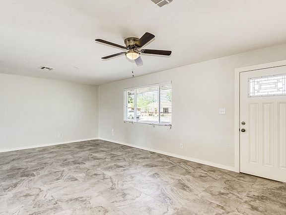 5th image of 4737 W Mitchell Dr