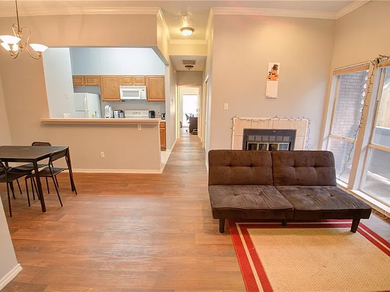 2606 Rio Grande St #101 — Photo 15