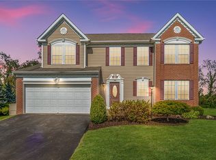 426 Colt Cir, Clinton, PA 15026