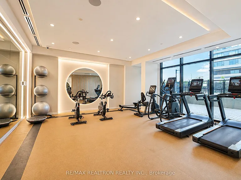 8188 Yonge St #627 — Photo 24