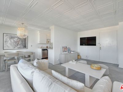 525 N Sycamore Ave APT 434, Los Angeles, CA, 90036