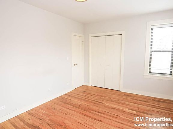 4th image of 2225 W Wilson Ave #1