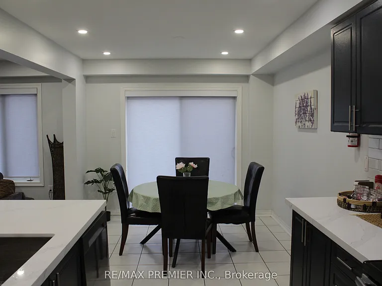 51 Mullholland Ave — Photo 15