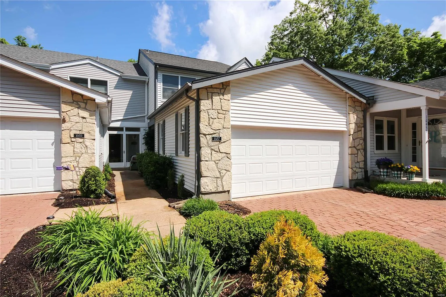16457 Cobbleskille Dr photo 1