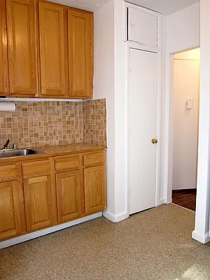 Rented by James Everett Lewis, LREB | media 29