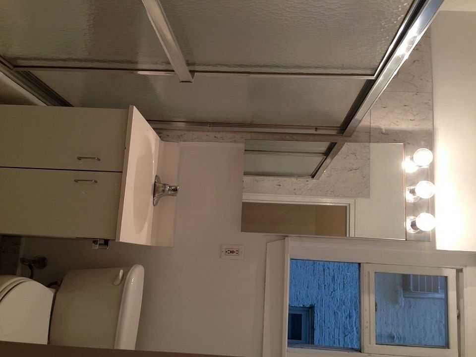 2nd image of 223 E 66th St APT 1E