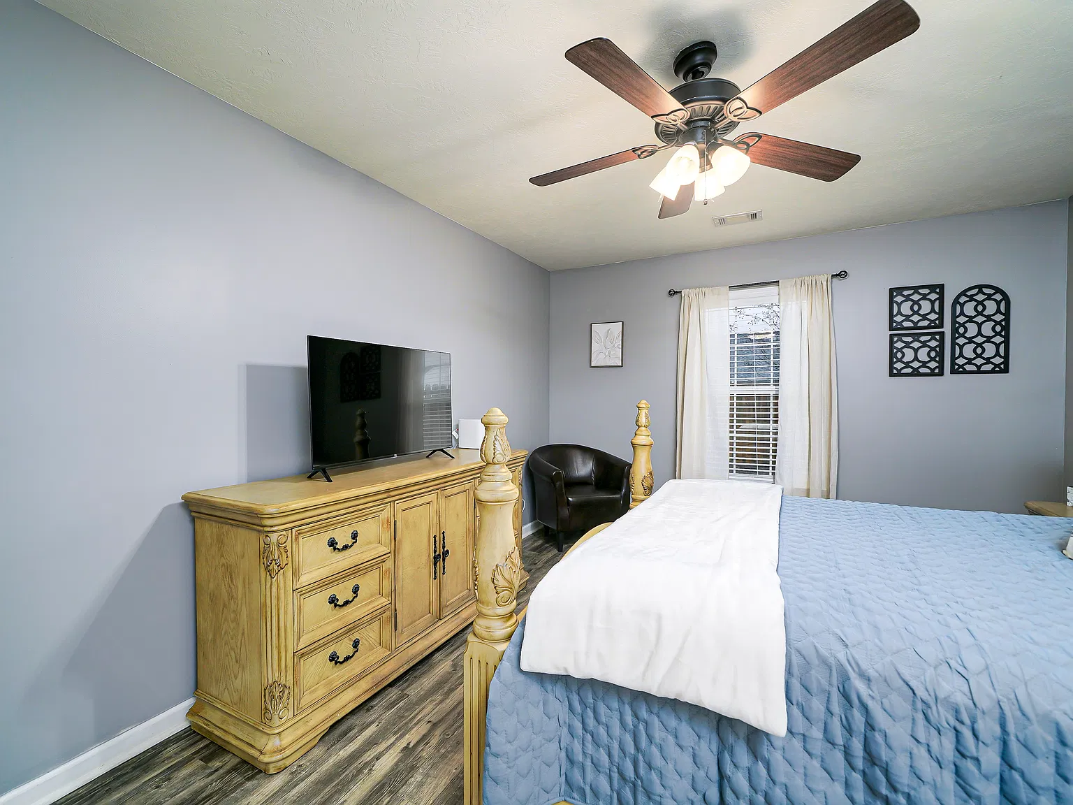 2 bed, 1092 sqft, $1,850 — Photo 2