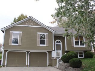 20000 E 17th Street Ct N, Independence, MO 64056