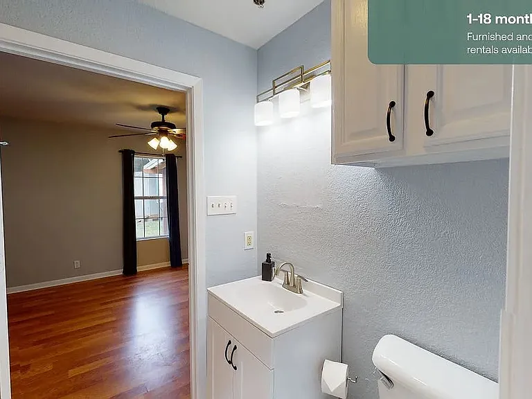 2311 Galway St — Photo 10