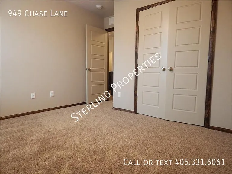 949 Chase Ln — Photo 26