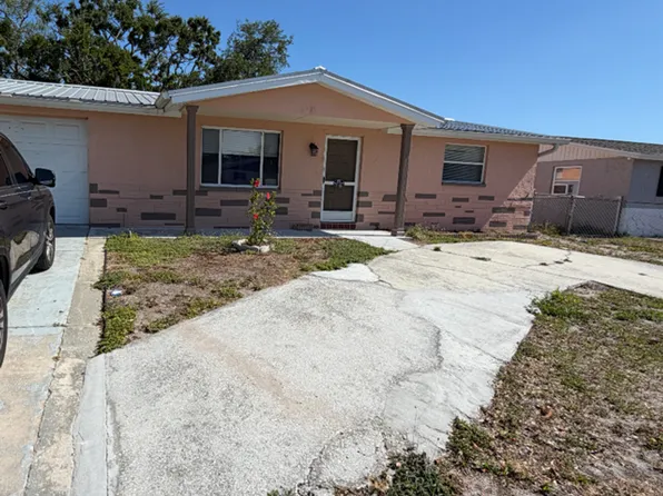 6935 Twilite Dr, Port Richey, FL 34668