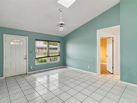 5th image of 405 COLUMBIA AVENUE
