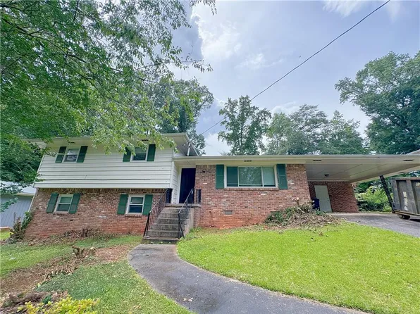 2223 Shamrock Dr, Decatur, GA 30032