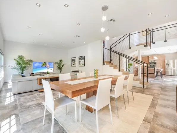 1101 Sunset Rd, Coral Gables, FL 33143