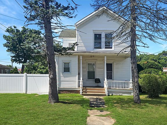 3rd image of 76 Oak Street