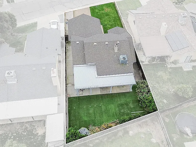4918 W Chestnut Ave — Photo 4