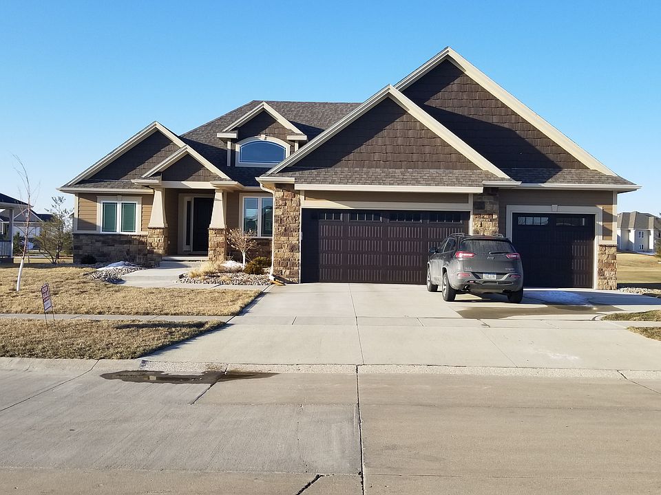 1st image of 1035 Turnberry Ave
