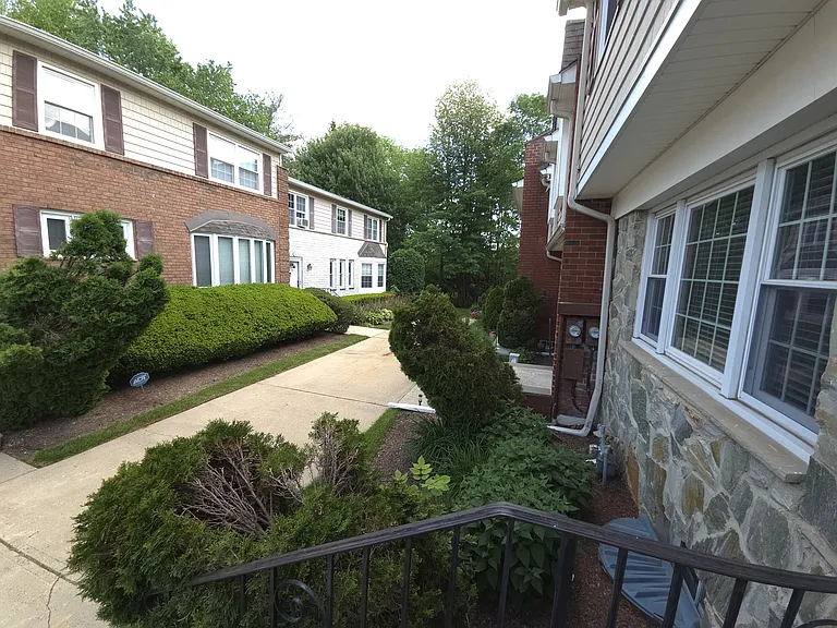 1200 Springfield Ave #1D — Photo 3